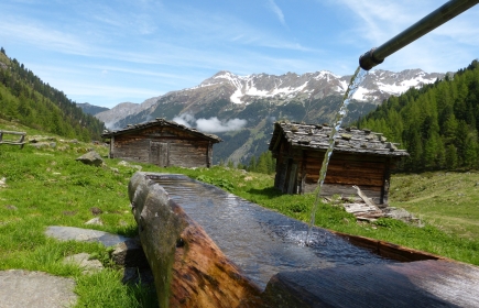 La Suisse est considérée comme le château d'eau de l'Europe. Elle possède une grande expérience en matière d'eau et de santé